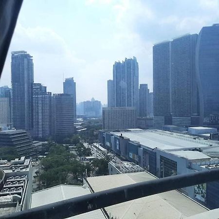 Spacious 2 Bedroom Unit With Pool Manila Exterior foto